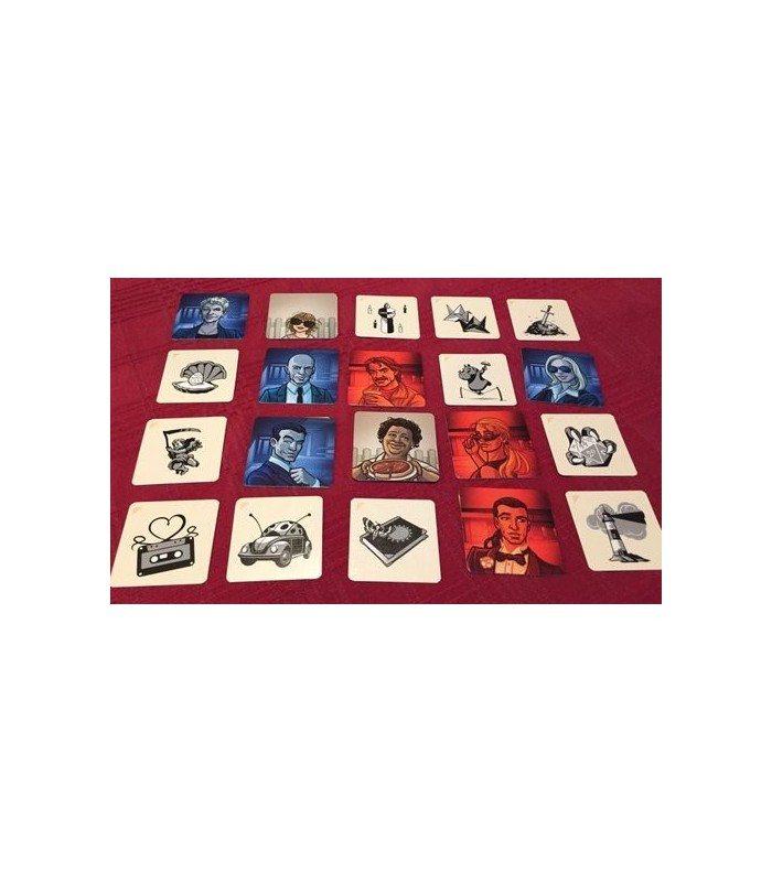 بازی فکری مدل کدنیمز نسخه تصاویر (Codenames: Pictures)
