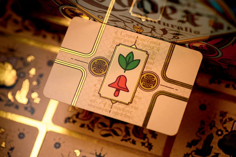کارت بازی فکری مدل ماتیکان (Codex Naturalis)