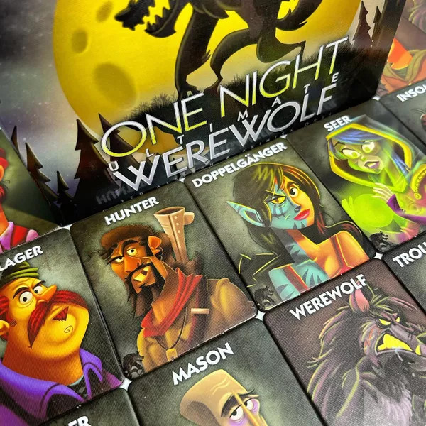 کارت بازی فکری مدل گرگینه یک شبه (One Night Ultimate Werewolf) بازی نوین
